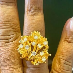 Gold  Tone Textured Leaf with Rhinestones Ring Size 6